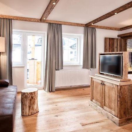 Hotel & Appartements Heigenhauser ヴァイトリンク エクステリア 写真