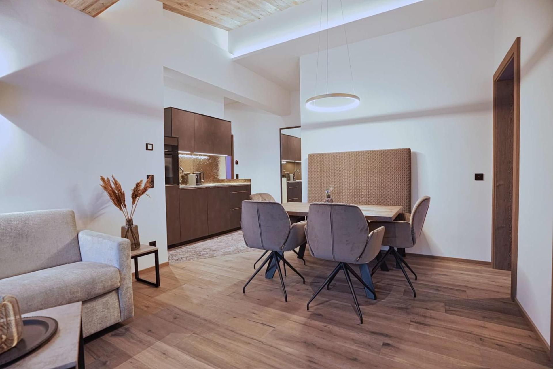 Hotel & Appartements Heigenhauser ヴァイトリンク エクステリア 写真